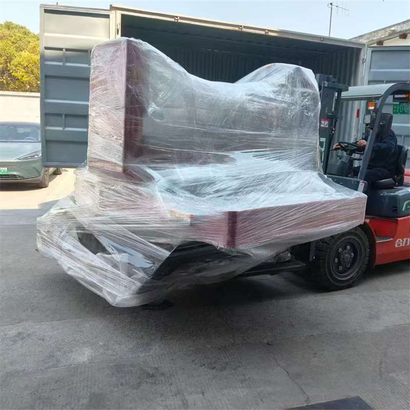 郫都区克拉玛依区：物流专线的高效货运之旅