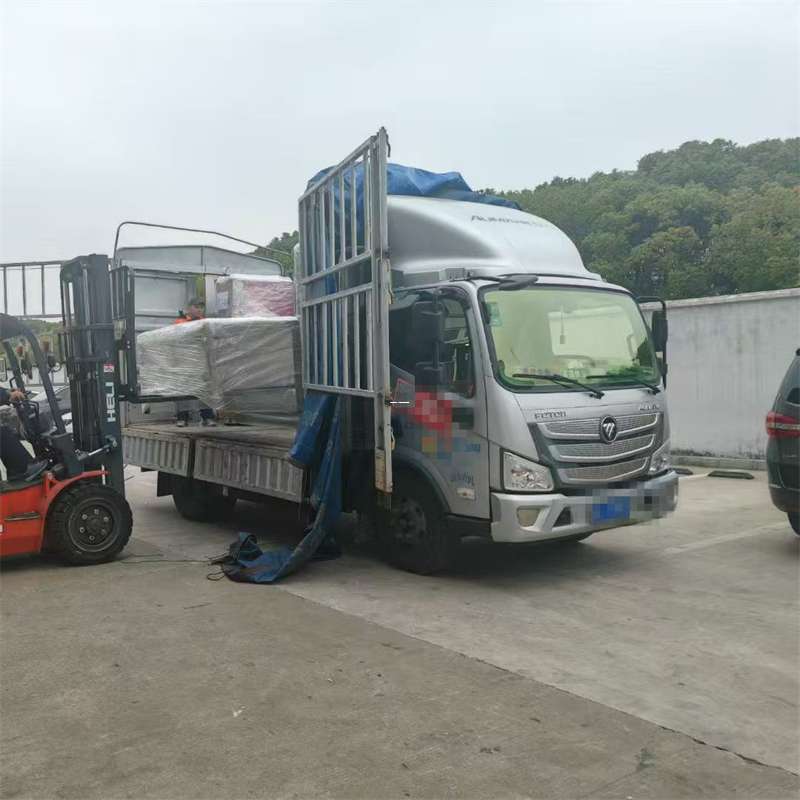 郫都区福泉市进仓物流：专线直达的多元货运探索