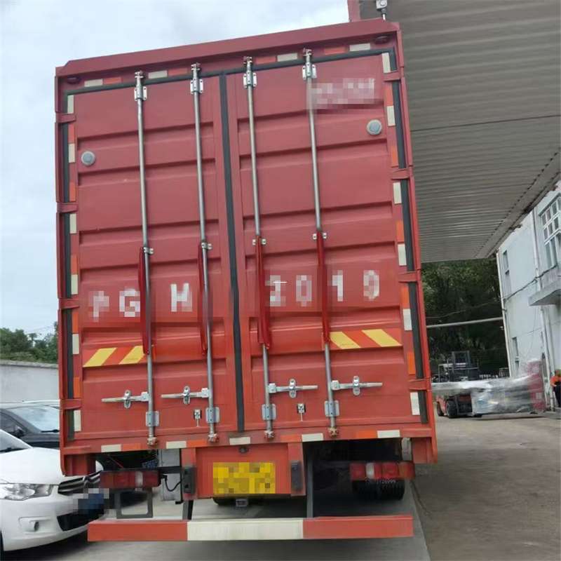 郫都区普定县进仓物流：专线直达的多元货运之旅